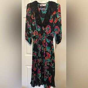 Vibrant Susan Freis Vintage 1980’s boho glam Floral 3/4 Sleeve Dress